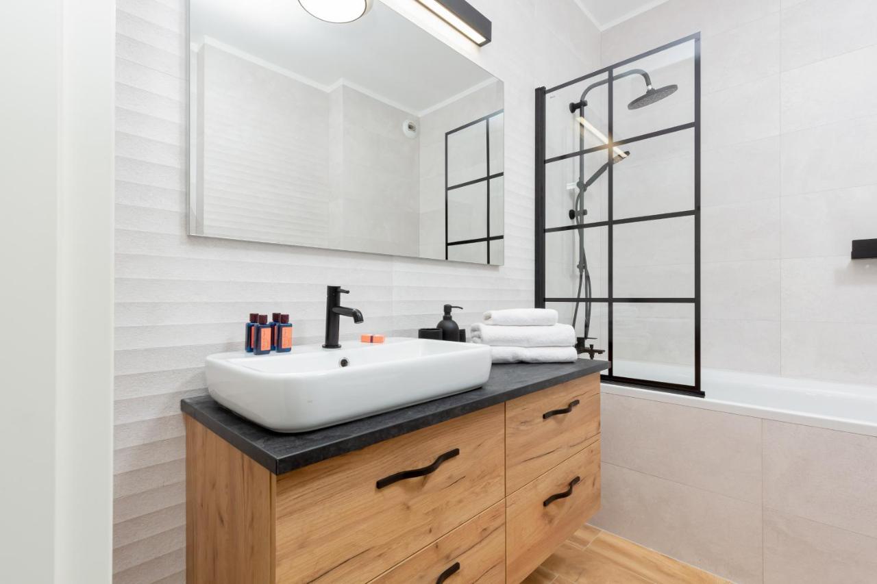Awangarda Apartment Warsaw Ochota By Renters Prestige 외부 사진