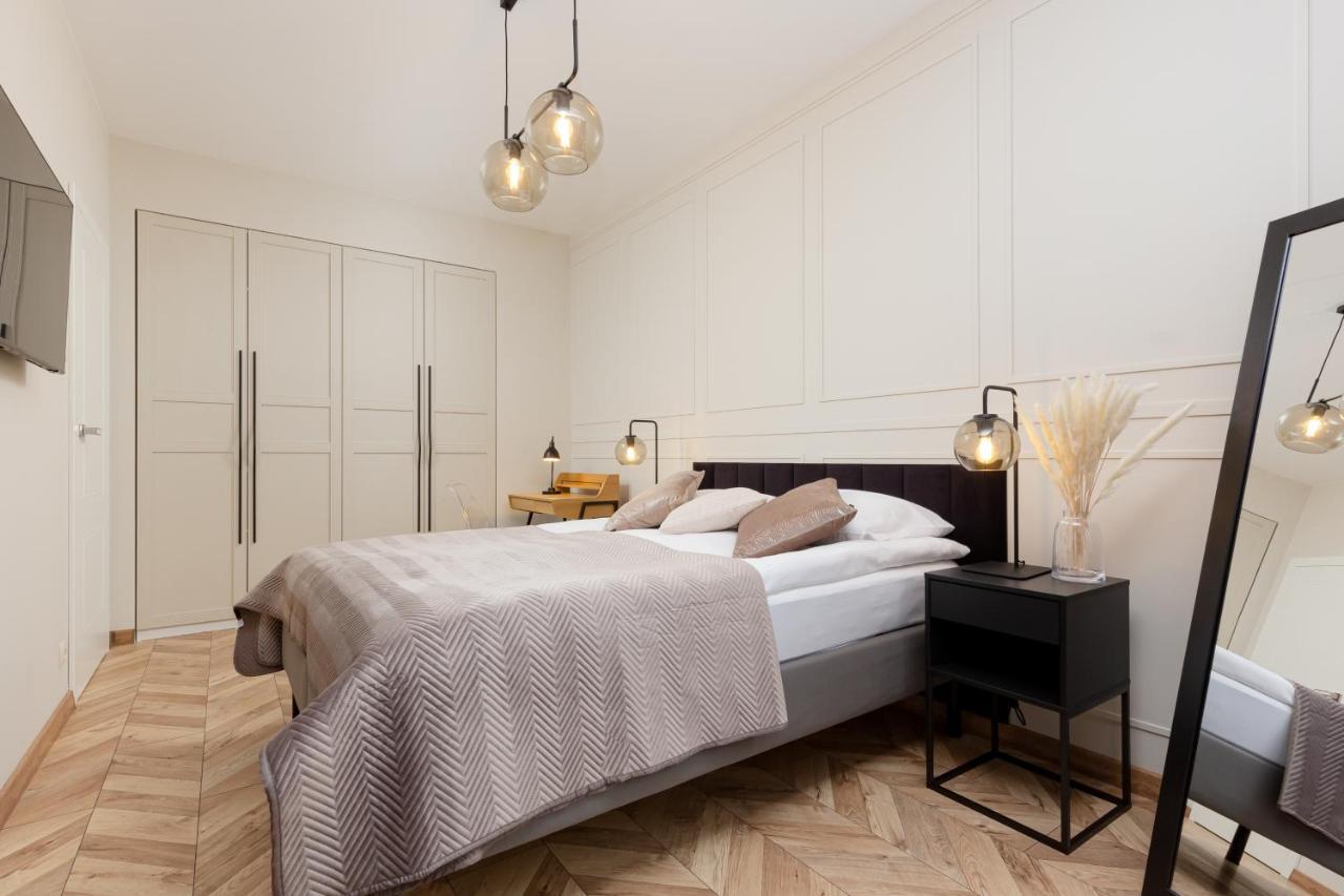 Awangarda Apartment Warsaw Ochota By Renters Prestige 외부 사진